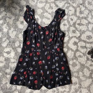 American Eagle Black Floral Romper Size L